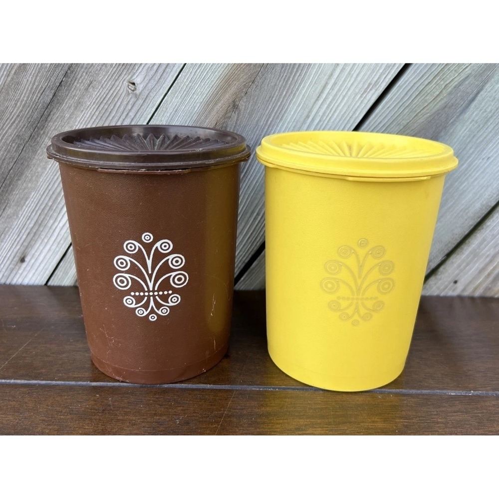 Vtg 2 pc Tupperware Servalier Sunburst 6" Canisters w/ Lids Retro Yellow & Brown